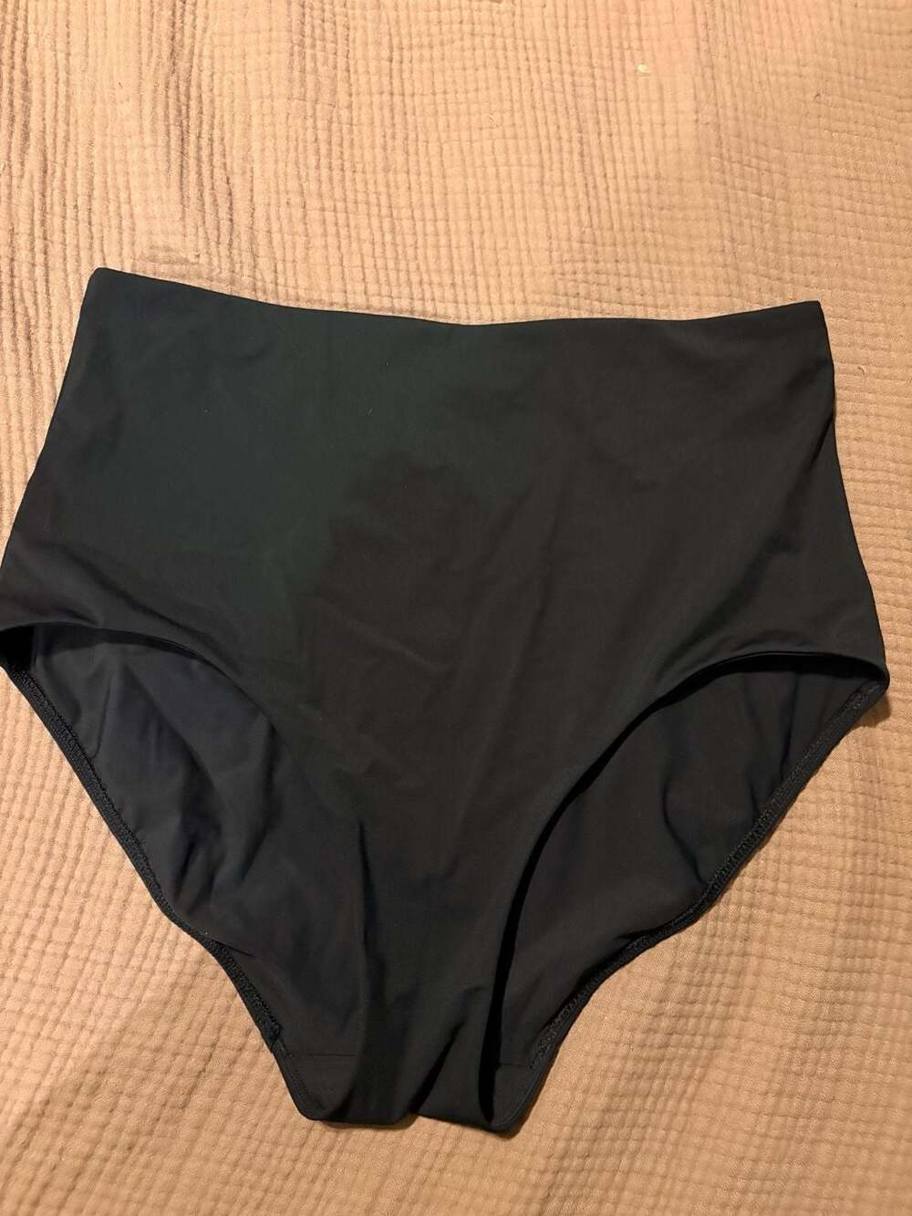 lululemon High Rise Swim Bottom Size 8 Black